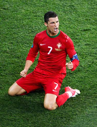 萨沃纳：尤文对我来说永远是家；会建议伊尔迪兹来英超