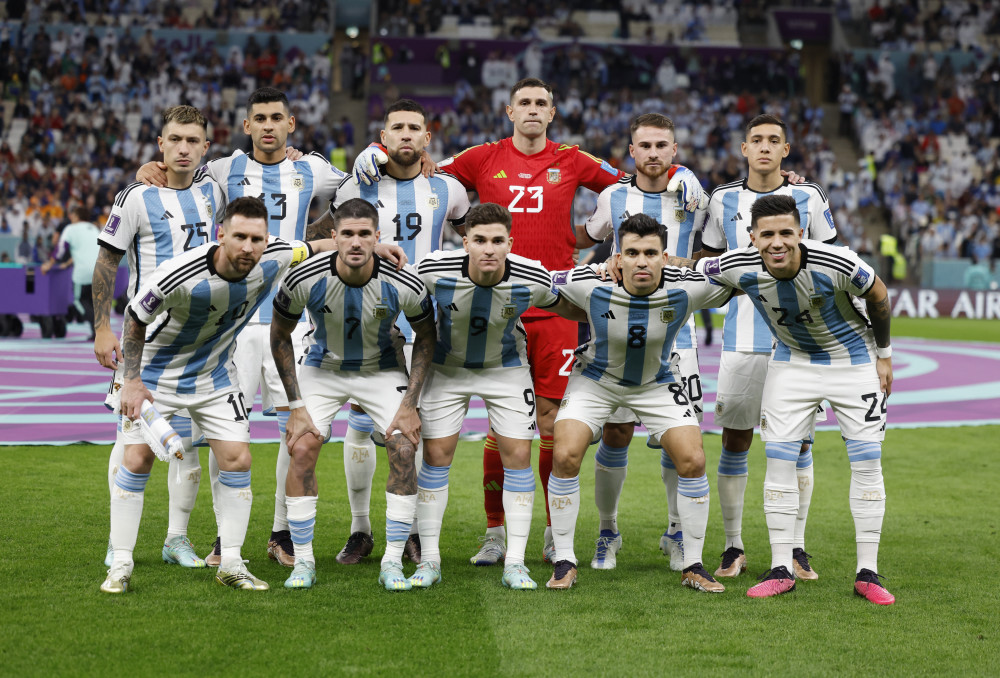 强者动作往往最简单（强者出手，往往极简）