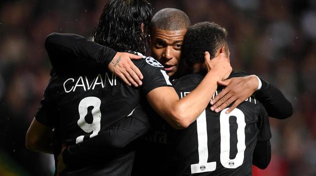 东体预测申花首发：阿苏埃和米内罗搭档锋线，鲍亚雄继续出战（东体预计申花阵容：阿苏埃携米内罗组成锋线双箭头，鲍亚雄继续登场）