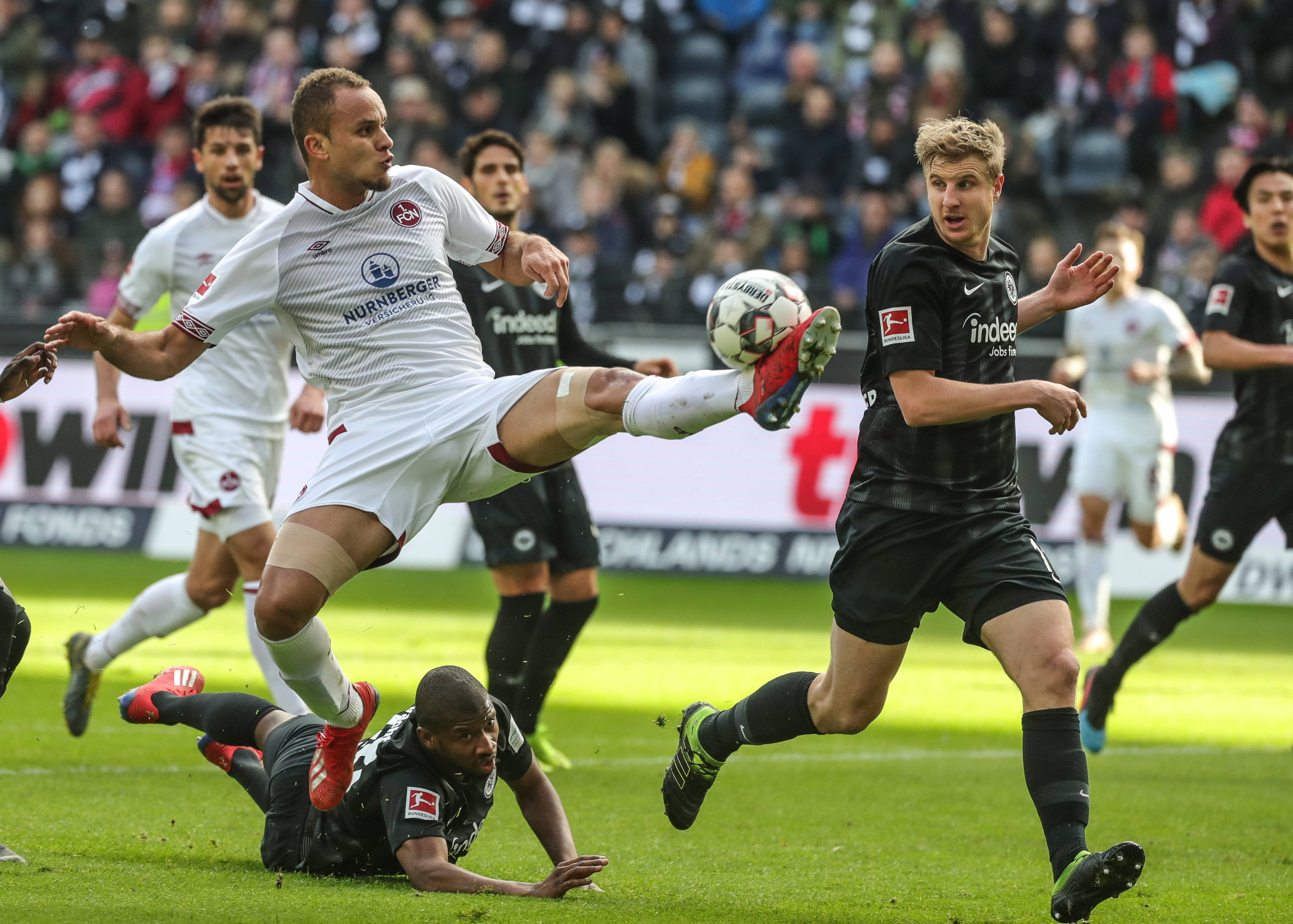 大连一家月子中心晒照：恭喜刘祝润解锁超级奶爸新身份（大连月子中心晒照：刘祝润升级为超级奶爸）