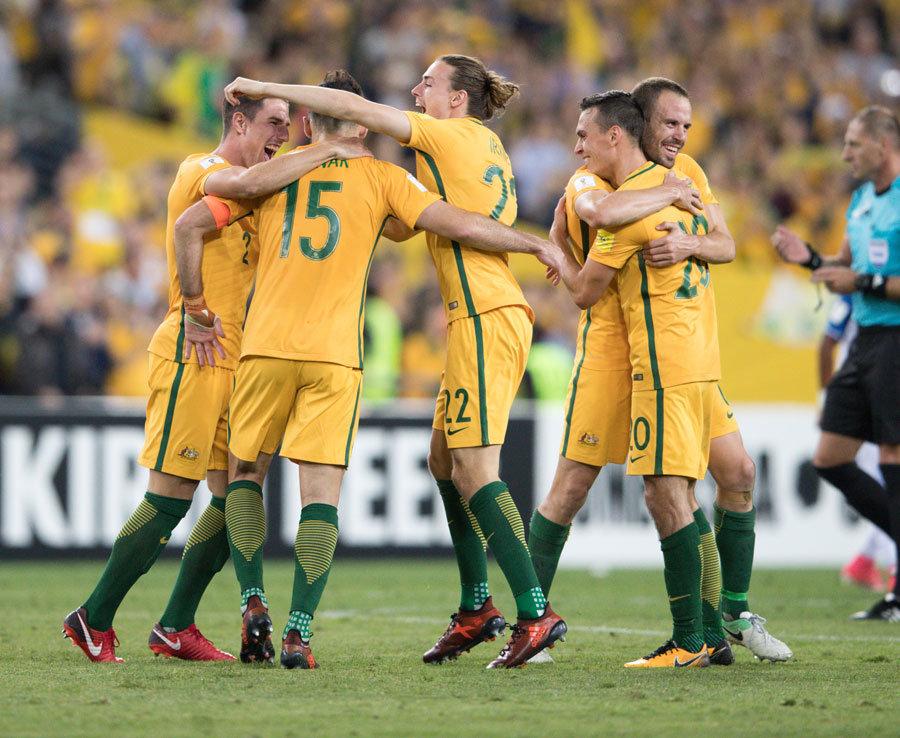 世体：巴萨仍考虑签格里马尔多；坎塞洛、穆尼奥斯也愿意加盟（世体：巴萨仍在考虑引进格里马尔多，坎塞洛与穆尼奥斯愿意加盟）