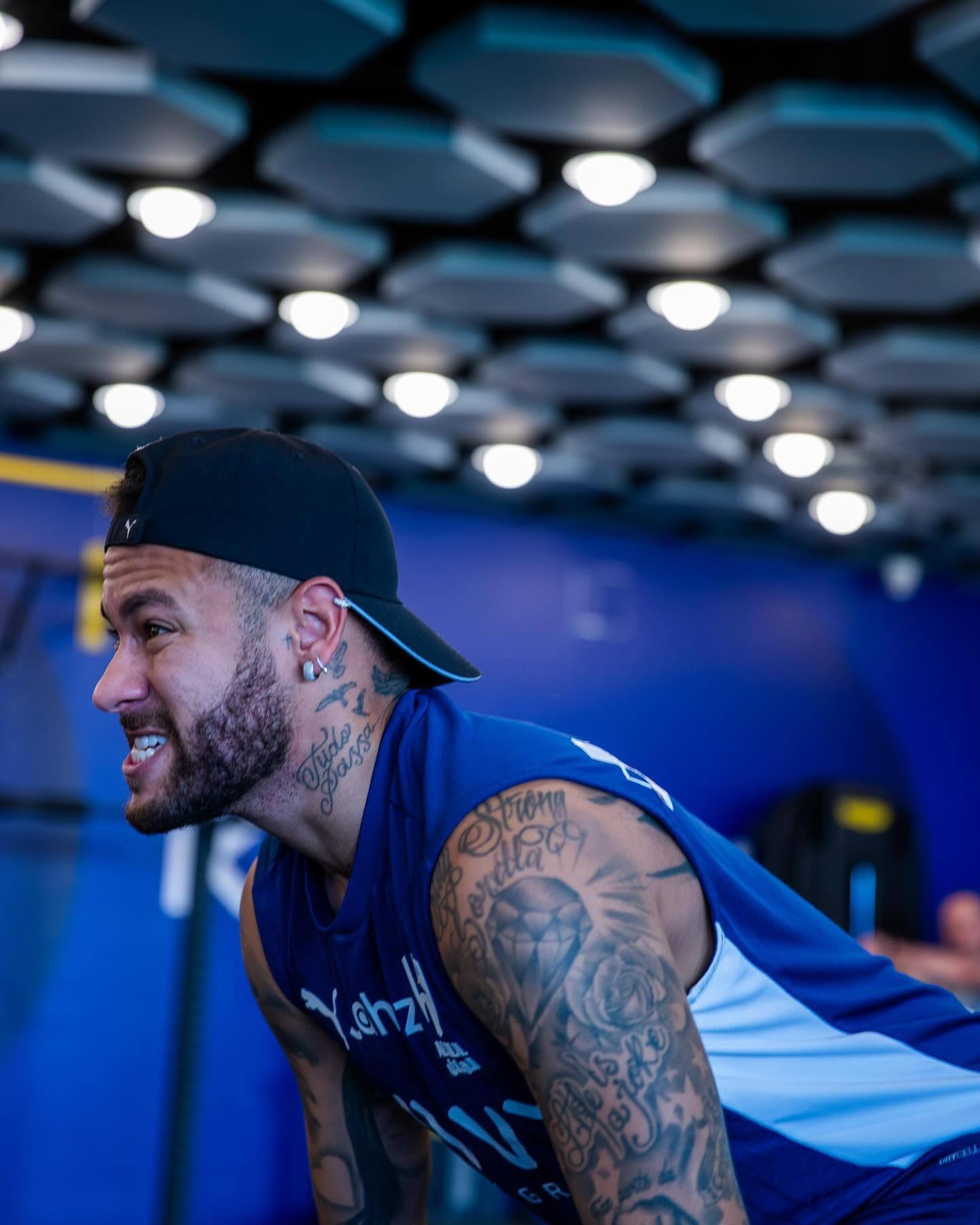 大卫-路易斯：最大遗憾是没和巴黎拿欧冠；恩里克是我的榜样（大卫-路易斯：未能随巴黎夺欧冠最遗憾；恩里克是我的榜样）