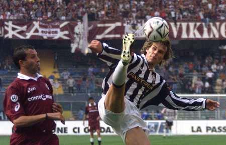 露就秒到没人要！名记辟谣罗德里戈加盟英超豪门，皇马砸手里了？（权威记者辟谣罗德里戈加盟英超豪门，皇马会陷入被动吗？）