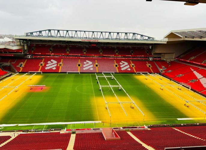 意媒：梅努是那不勒斯中场引援首选，备选方案包括弗拉泰西（意媒：那不勒斯中场补强首选梅努，弗拉泰西列入备选）