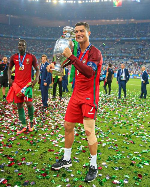 Stake.com2025年成为MotoGP官方伙伴