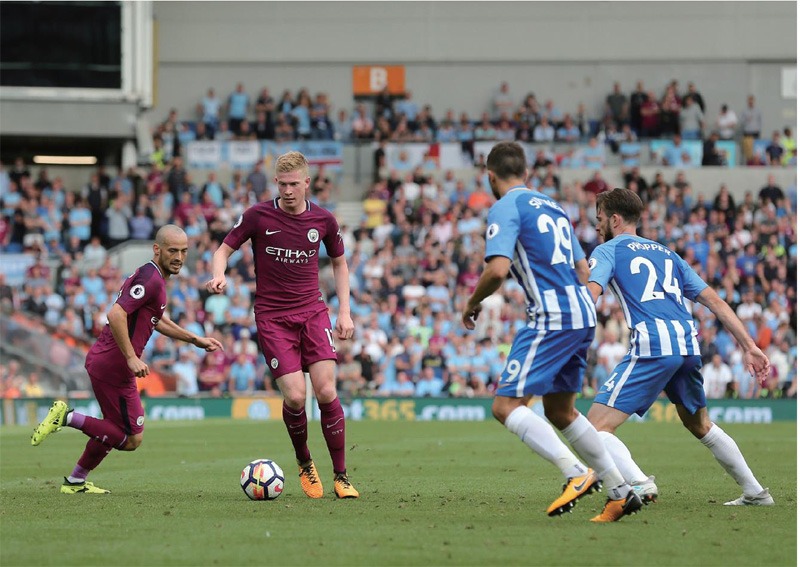 队报：卡马拉凶狠铲舍瓦利耶逃过红牌，裁判仅出示黄牌引争议（队报：卡马拉飞铲舍瓦利耶疑似红牌却仅吃黄牌，判罚引发争议）