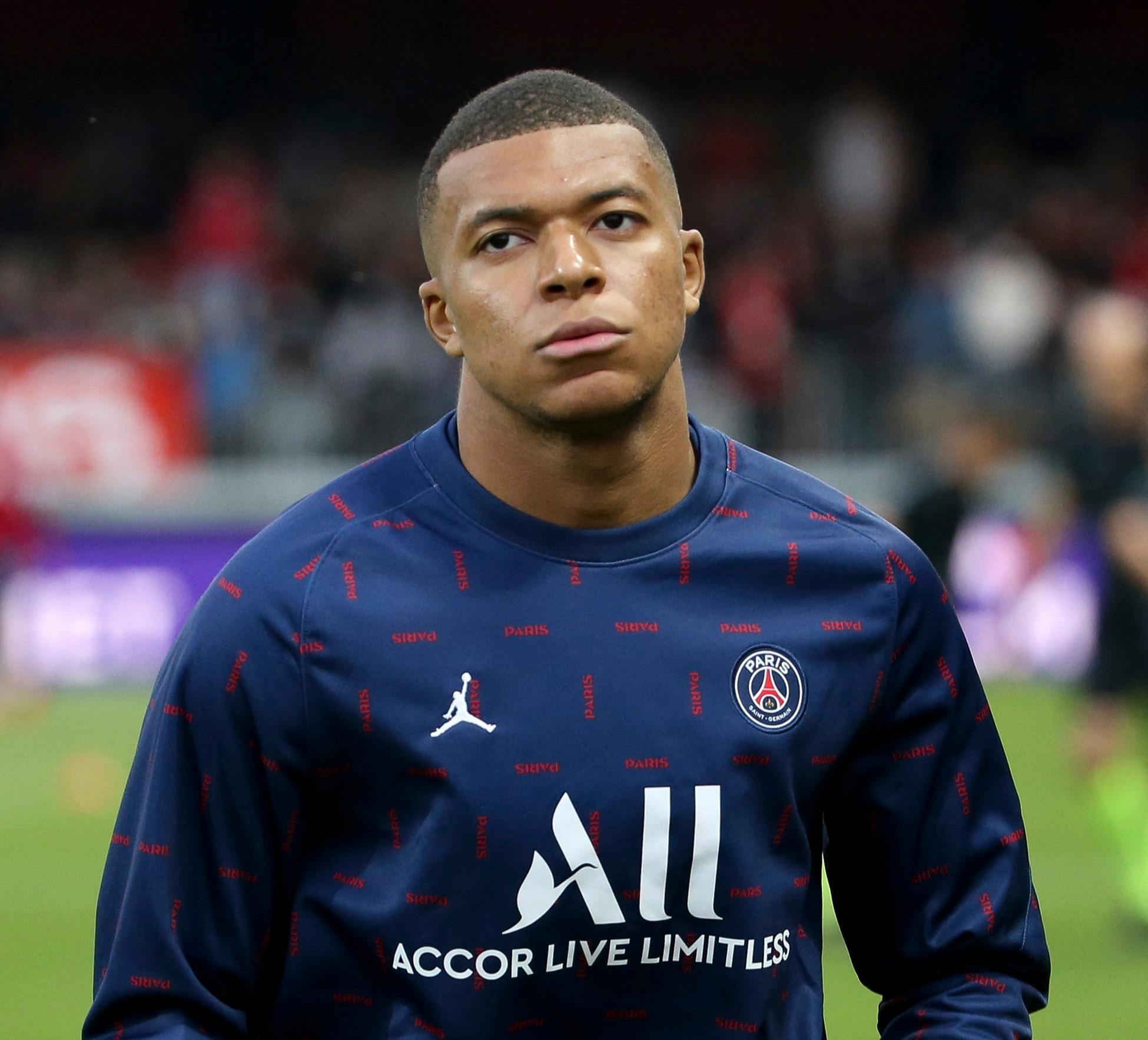 阿方索-戴维斯今日恢复部分合练，为接受手术以来首次