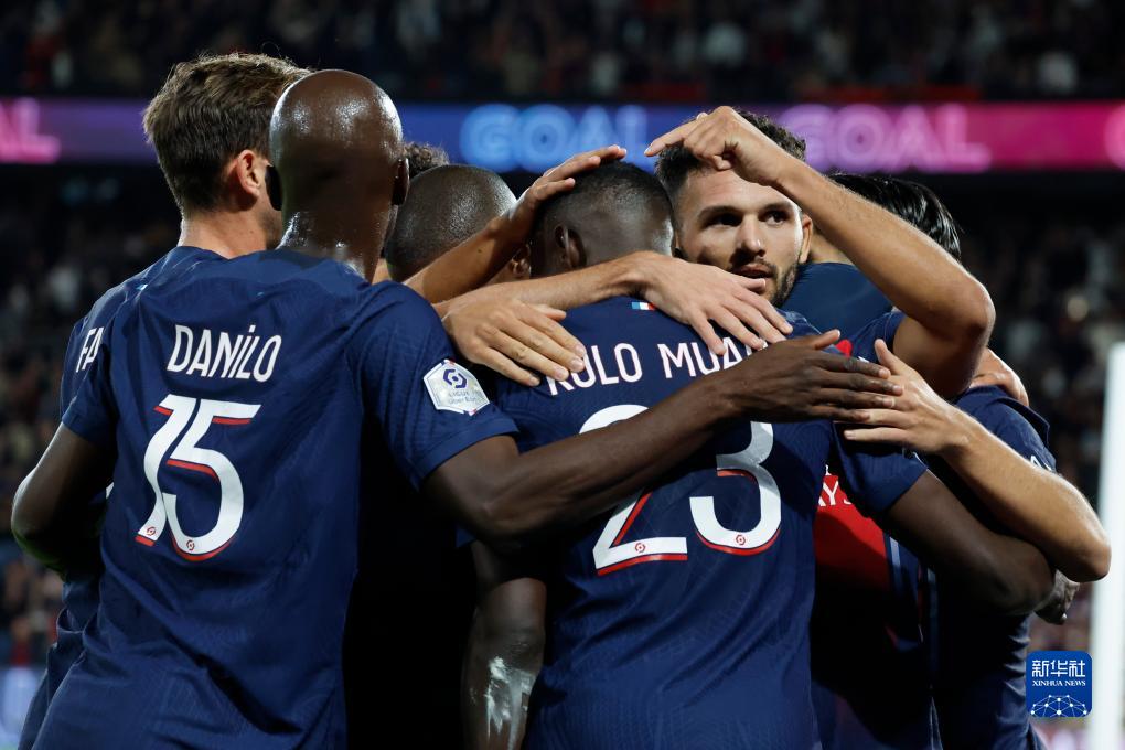 球队一波10：0把比赛带走（关键10：0攻势，球队锁定胜局）