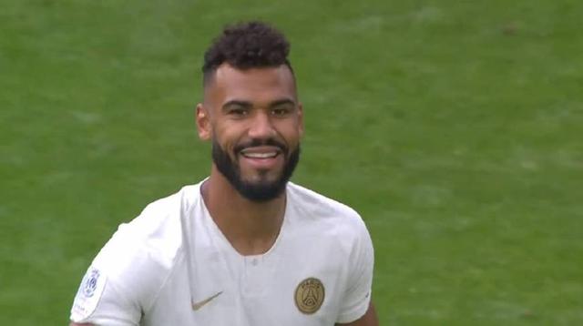 上海海港夺冠背后是穆斯卡特的战略放弃与坚守，成功卫冕中超冠军。（从战略取舍到坚守底线，穆斯卡特助上海海港完成中超卫冕）