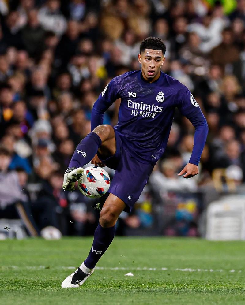 足球是朋友、梦想与人生的瞬间🔴⚫️⚽️