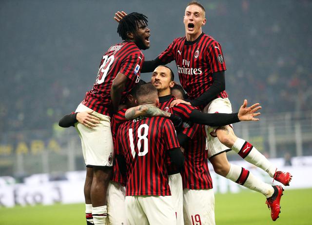 喀麦隆主帅：埃永有潜力为巴萨效力，他和埃托奥的类型不同（喀麦隆主帅：埃永具备加盟巴萨的潜质，与埃托奥风格迥异）