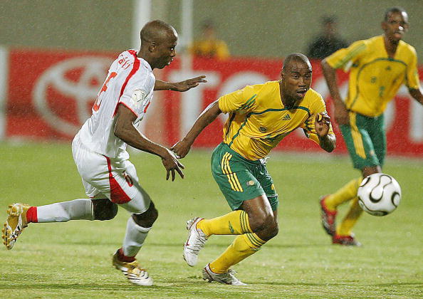 记者：申花今天下午飞赴天津，于汉超、戴伟浚等人随队出征